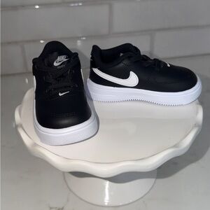Nike Force 1 Black and White Infant Sneakers